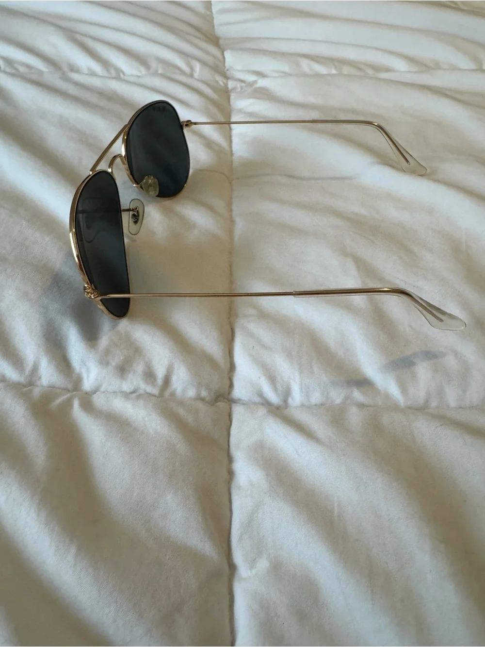Ray-Ban Aviator Sunglasses Gold Frame with Black Lenses